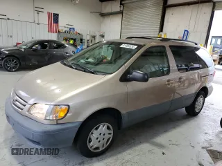 2003 Toyota Sienna LE with VIN 4T3ZF13C03U520118, listed as a Copart auction lot 81980534 with 234,880 mi miles and Salvage Title. Bid and sale history available at carsss.com. Image 1.