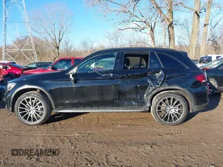 2020 Mercedes-Benz GLC with VIN W1N0G8DB5LV261601, listed as a IAAI auction lot 41123293 with 51,704 mi miles. Bid and sale history available at carsss.com. Image 14.