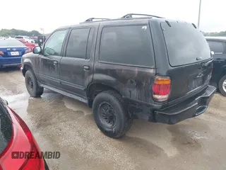 2000 Ford Explorer XLS z VIN 1FMZU62X7YZB81285, wystawiony jako IAAI lot #42720506 z przebiegiem 92 852 mil mil oraz . Historia ofert i sprzedaży dostępna na DreamBid. Obrazek 3.