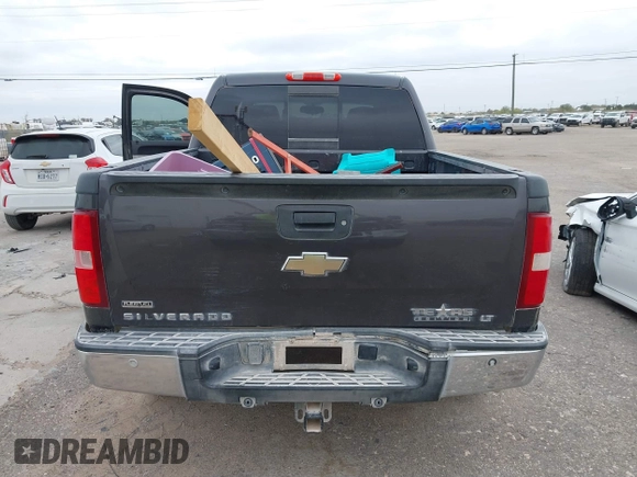 2010 Chevrolet Silverado 1500 LT with VIN 3GCRCSE0XAG228684, listed as a IAAI auction lot 40975818 with 264,129 mi miles and . Bid and sale history available at DreamBid. Image 15.