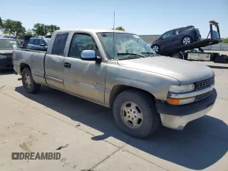 2000 Chevrolet Silverado 1500 LS with VIN 2GCEC19T0Y1101958, listed as a Copart auction lot 55123655 with 260,479 mi miles and Clean Title. Bid and sale history available at carsss.com. Image 4.
