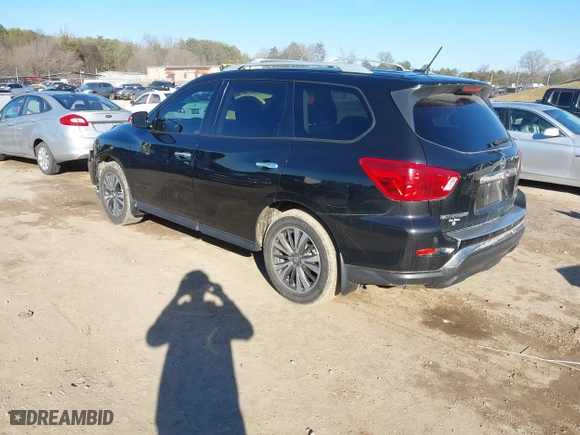 2017 Nissan Pathfinder SV with VIN 5N1DR2MN6HC901405, listed as a IAAI auction lot 41434583 with 182,816 mi miles. Bid and sale history available at carsss.com. Image 3.