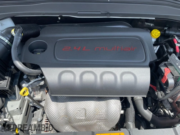 2020 Hyundai Elantra SEL with VIN 5NPD84LF2LH588105, listed as a Copart auction lot 61506555 with 58,811 mi miles and Salvage title. Bid and sale history available at DreamBid. Image 7.