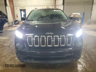 2016 Jeep Cherokee Latitude z VIN 1C4PJMCS9GW378292, wystawiony jako Copart lot #50348035 z przebiegiem 93 845 mil mil oraz Czysty tytuł • Clean title. Historia ofert i sprzedaży dostępna na DreamBid. Obrazek 5.