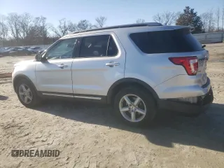 2018 Ford Explorer XLT z VIN 1FM5K7D88JGC25425, wystawiony jako Copart lot #89195105 z przebiegiem 99 890 mil mil oraz Szkoda całkowita • Salvage title. Historia ofert i sprzedaży dostępna na DreamBid. Obrazek 2.