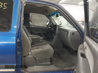 2003 Chevrolet Silverado 1500 with VIN 2GCEK19T931236982, listed as a IAAI auction lot 41178535 with 144,996 mi miles. Bid and sale history available at carsss.com. Image 5.