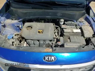 2021 Kia Seltos EX z VIN KNDERCAAXM7137318, wystawiony jako Copart lot #69736525 z przebiegiem 108 695 mil mil oraz Szkoda całkowita • Salvage title. Historia ofert i sprzedaży dostępna na DreamBid. Obrazek 14.
