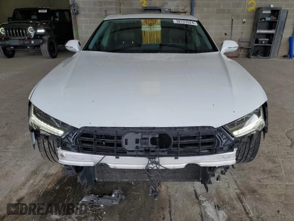 2016 Audi A7 3.0 Premium Plus with VIN WAUWGAFC5GN018677, listed as a Copart auction lot 38723524 with 131,621 mi miles. Bid and sale history available at carsss.com. Image 5.