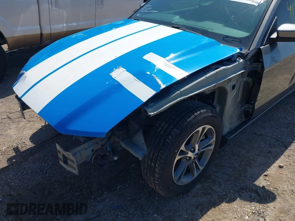 2014 Ford Mustang V6 with VIN 1ZVBP8EM2E5293227, listed as a IAAI auction lot 41987919 with 70,871 mi miles. Bid and sale history available at carsss.com. Image 6.