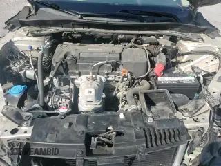 2017 Honda Accord EX-L with VIN 1HGCR2F95HA268974, listed as a Copart auction lot 82145475 with 38,458 mi miles and Salvage title. Bid and sale history available at DreamBid. Image 13.