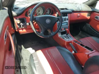 2001 Mercedes-Benz SLK-Class Kompressor with VIN WDBKK49F21F183545, listed as a Copart auction lot 67540684 with 197,405 mi miles and Salvage Title. Bid and sale history available at carsss.com. Image 8.