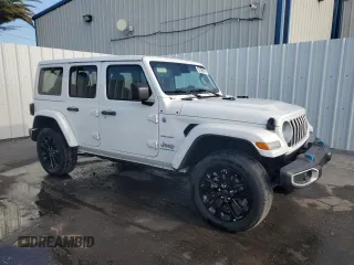 2024 Jeep Wrangler Sahara with VIN 1C4RJXP67RW232094, listed as a Copart auction lot 54521285 with 17,795 mi miles and Clean Title. Bid and sale history available at DreamBid. Image 4.