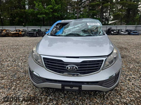2013 Kia Sportage LX with VIN KNDPBCA29D7398719, listed as a Copart auction lot 50501845 with 130,094 mi miles and Non repairable. Bid and sale history available at DreamBid. Image 5.