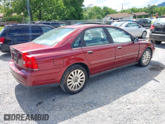2006 Volvo S80 with VIN YV1TS592461426117, listed as a IAAI auction lot 42330241 with 149,690 mi miles and . Bid and sale history available at DreamBid. Image 4.