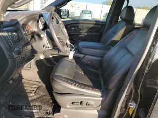 2021 Nissan Titan SV с VIN 1N6AA1ED3MN534845, выставлен на аукционе Copart как лот 81636574 с пробегом 111 680 миль миль и Списание • Salvage title. История ставок и продаж доступна на DreamBid. Изображение 7.