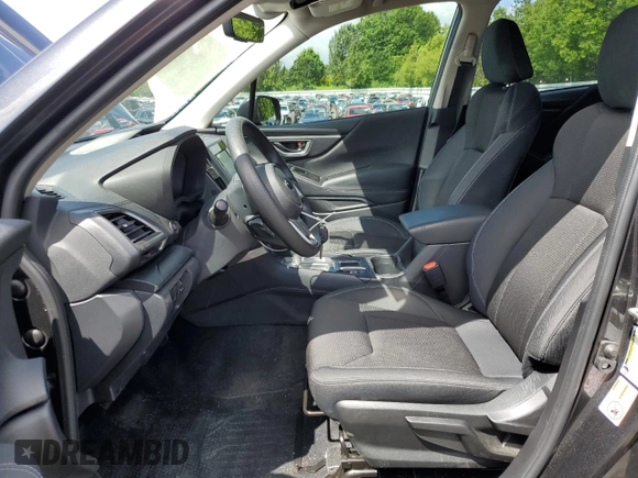 2019 Subaru Forester with VIN JF2SKACC7KH463306, listed as a Copart auction lot 57237345 with 21,680 mi miles and Salvage title. Bid and sale history available at DreamBid. Image 7.