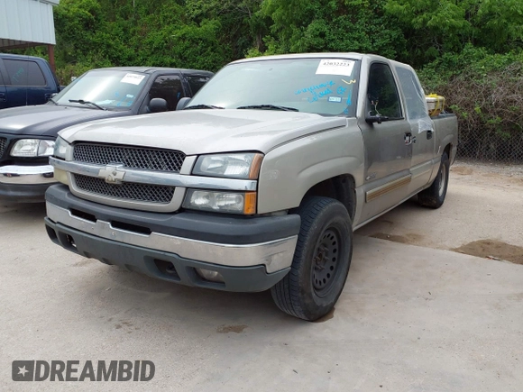 2005 Chevrolet Silverado 1500 LS with VIN 2GCEC13T151262095, listed as a IAAI auction lot 42032223 with 210,515 mi miles. Bid and sale history available at carsss.com. Image 2.