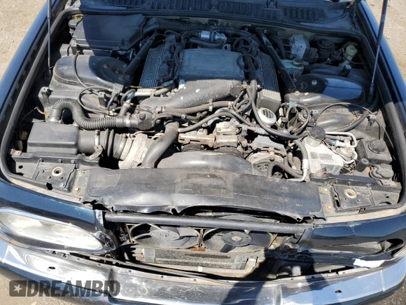 2001 Bentley Arnage with VIN SCBLC31E31CX05992, listed as a Copart auction lot 60462974 with 253,028 mi miles and Salvage Title. Bid and sale history available at DreamBid. Image 11.