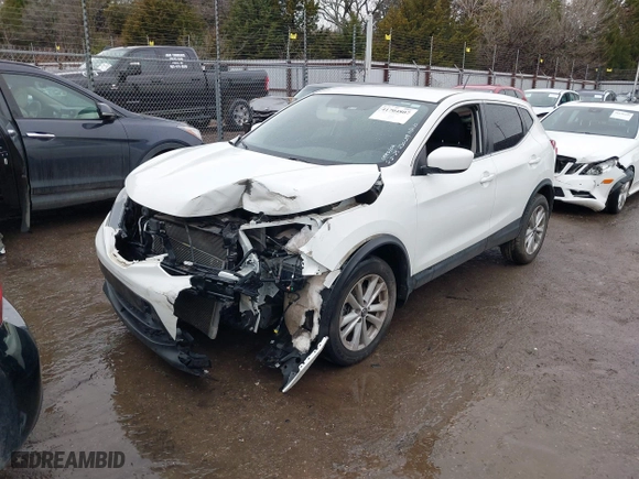 2019 Nissan Rogue Sport SV with VIN JN1BJ1CP2KW231473, listed as a IAAI auction lot 41704807 with 58,518 mi miles. Bid and sale history available at carsss.com. Image 17.