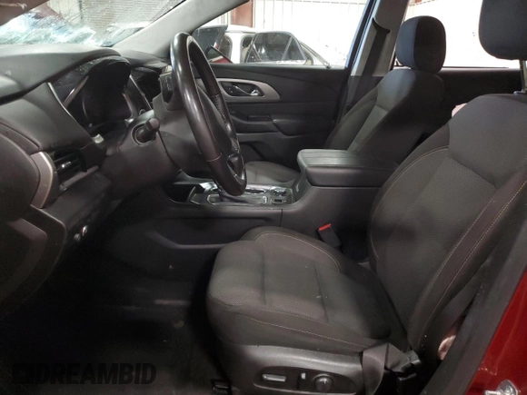 2019 Chevrolet Traverse LT Cloth with VIN 1GNERGKW1KJ141217, listed as a Copart auction lot 43517315 with 100,935 mi miles and Clean Title. Bid and sale history available at carsss.com. Image 7.
