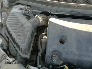 2021 Chevrolet Traverse LS z VIN 1GNEVFKW5MJ264205, wystawiony jako Copart lot #84284465 z przebiegiem 129 110 mil mil oraz Szkoda całkowita • Salvage title. Historia ofert i sprzedaży dostępna na DreamBid. Obrazek 15.