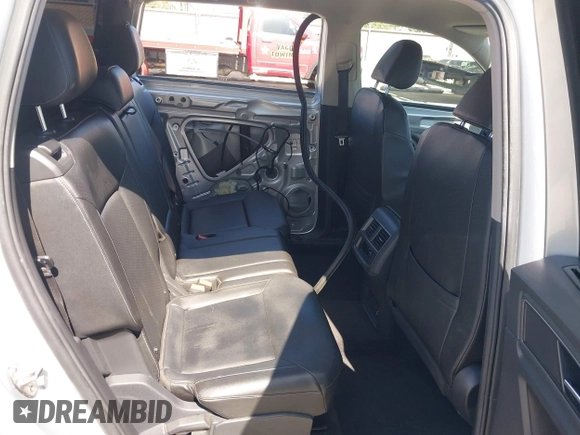 2018 Volkswagen Atlas SE с VIN 1V2DR2CA9JC502205, выставлен на аукционе IAAI как лот 41983821 с пробегом 99 618 миль миль и . История ставок и продаж доступна на DreamBid. Изображение 8.