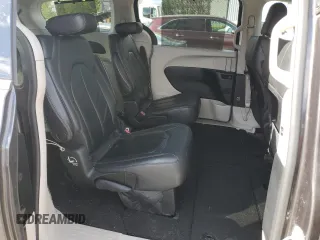 2017 Chrysler Pacifica Touring L z VIN 2C4RC1BG0HR559239, wystawiony jako Copart lot #53901775 z przebiegiem 102 037 mil mil oraz Szkoda całkowita • Salvage title. Historia ofert i sprzedaży dostępna na DreamBid. Obrazek 11.