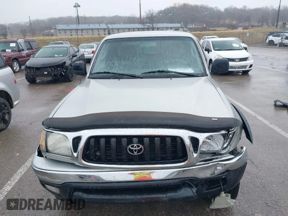 2003 Toyota Tacoma with VIN 5TEWN72N33Z191852, listed as a IAAI auction lot 41600031 with 94,483 mi miles. Bid and sale history available at carsss.com. Image 12.