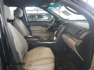 2014 Ford Explorer with VIN 1FM5K8B83EGB31774, listed as a IAAI auction lot 41540918 with 209,218 mi miles and . Bid and sale history available at carsss.com. Image 5.