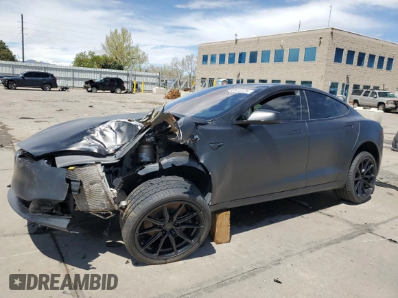 2020 Tesla Model S Long Range с VIN 5YJSA1E28LF400562, выставлен на аукционе Copart как лот 53576125 с пробегом 73 808 миль миль и Списание • Salvage title. История ставок и продаж доступна на DreamBid. Изображение 1.