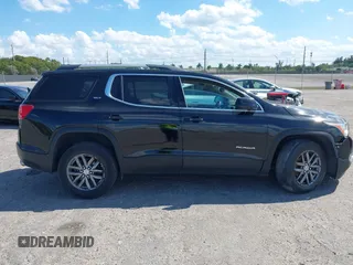 2017 GMC Acadia SLT with VIN 1GKKNULS7HZ277982, listed as a IAAI auction lot 41909447 with 136,272 mi miles. Bid and sale history available at carsss.com. Image 13.