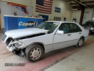 1992 Mercedes-Benz S 320 z VIN WDBGA32E4NA019320, wystawiony jako Copart lot #55062305 z przebiegiem 163 212 mil mil oraz Szkoda całkowita • Salvage title. Historia ofert i sprzedaży dostępna na DreamBid. Obrazek 1.