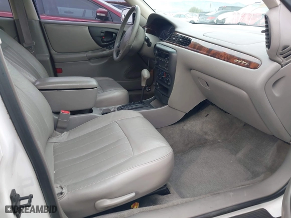 2002 Chevrolet Malibu LS with VIN 1G1NE52J22M547351, listed as a IAAI auction lot 40978949 with 118,437 mi miles. Bid and sale history available at carsss.com. Image 5.