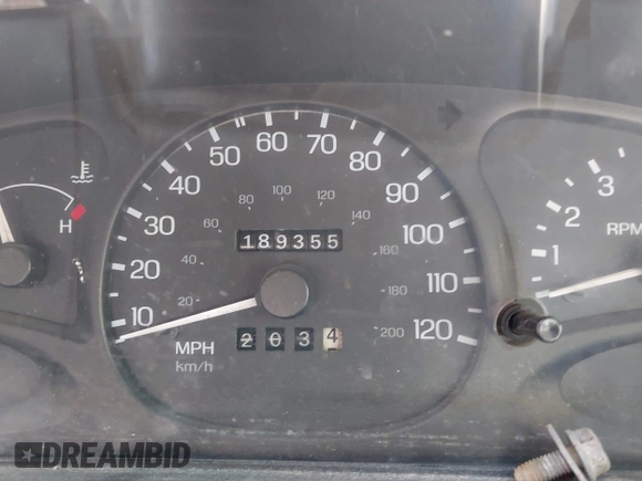 1997 Ford Escort LX with VIN 1FALP13P3VW119288, listed as a IAAI auction lot 42025260 with 189,355 mi miles. Bid and sale history available at carsss.com. Image 7.
