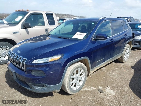 2015 Jeep Cherokee Latitude with VIN 1C4PJLCS8FW720551, listed as a IAAI auction lot 41693579 with NaN miles. Bid and sale history available at carsss.com. Image 2.