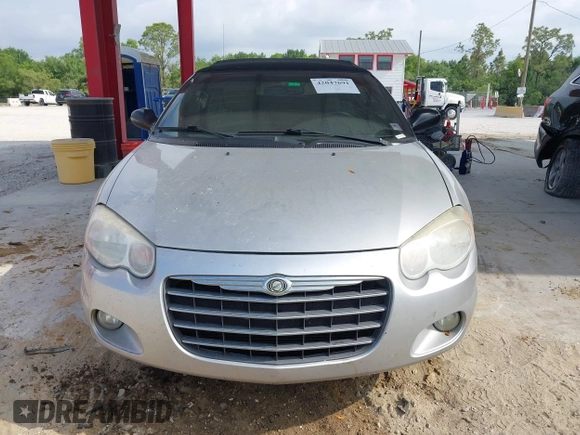 2005 Chrysler Sebring Limited with VIN 1C3EL65R55N705544, listed as a IAAI auction lot 42047691 with 141,136 mi miles and . Bid and sale history available at DreamBid. Image 12.