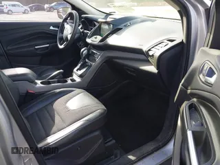 2016 Ford Escape SE with VIN 1FMCU0GX1GUB29903, listed as a IAAI auction lot 42066559 with 156,689 mi miles and . Bid and sale history available at carsss.com. Image 5.