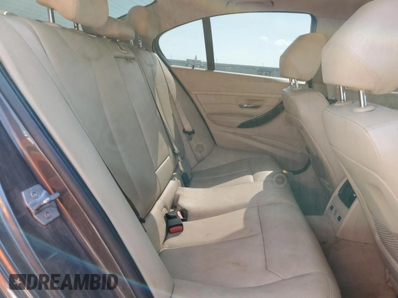 2013 BMW 3 Series 328i xDrive with VIN WBA3B5G5XDNS00119, listed as a Copart auction lot 53174195 with 82,215 mi miles and Salvage title. Bid and sale history available at DreamBid. Image 10.