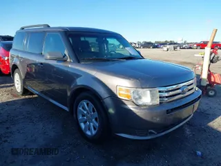 2009 Ford Flex SE with VIN 2FMDK51C19BA03448, listed as a IAAI auction lot 41842442 with 196,823 mi miles. Bid and sale history available at carsss.com. Image 1.