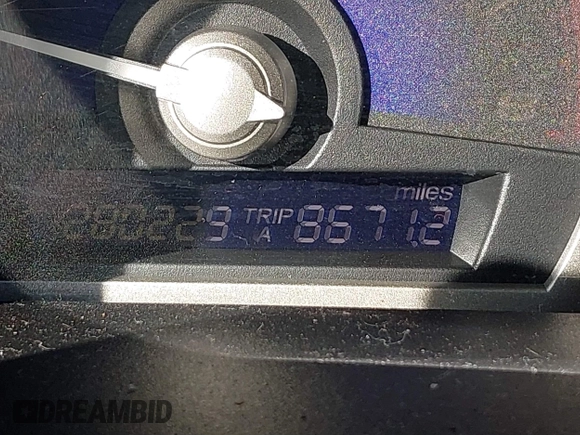 2006 Honda Civic LX z VIN 1HGFA16556L111894, wystawiony jako IAAI lot #41443692 z przebiegiem 280 229 mil mil oraz . Historia ofert i sprzedaży dostępna na DreamBid. Obrazek 15.