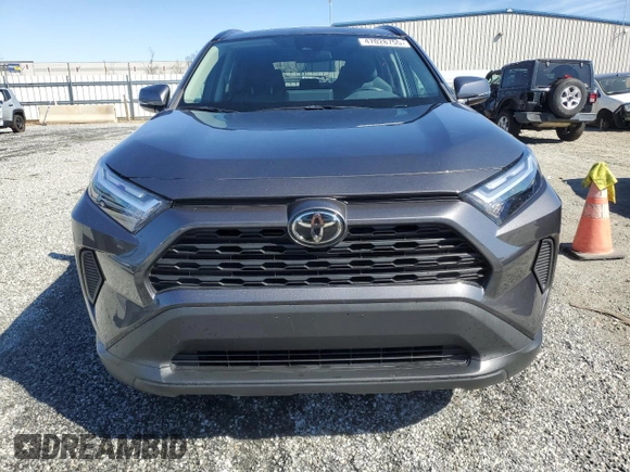 2023 Toyota RAV4 XLE with VIN 2T3W1RFV4PW240656, listed as a Copart auction lot 47028755 with 26,742 mi miles and Salvage Title. Bid and sale history available at carsss.com. Image 5.
