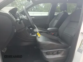 2021 Volkswagen Tiguan SE z VIN 3VV3B7AX5MM136155, wystawiony jako Copart lot #56120395 z przebiegiem 59 421 mil mil oraz Szkoda całkowita • Salvage title. Historia ofert i sprzedaży dostępna na DreamBid. Obrazek 7.