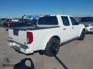 2020 Nissan Frontier SV with VIN 1N6ED0EA8LN715866, listed as a IAAI auction lot 40888922 with 34,374 mi miles. Bid and sale history available at carsss.com. Image 4.