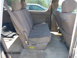 2002 Toyota Sienna CE with VIN 4T3ZF19C02U422910, listed as a IAAI auction lot 41815071 with 267,488 mi miles. Bid and sale history available at carsss.com. Image 8.