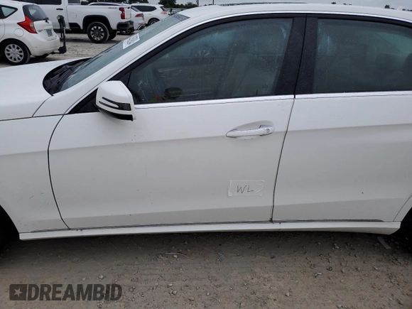 2014 Mercedes-Benz E-Class E 250 BlueTEC Luxury with VIN WDDHF0EB5EA906325, listed as a Copart auction lot 74458984 with Not Provided miles and Salvage Title. Bid and sale history available at carsss.com. Image 12.