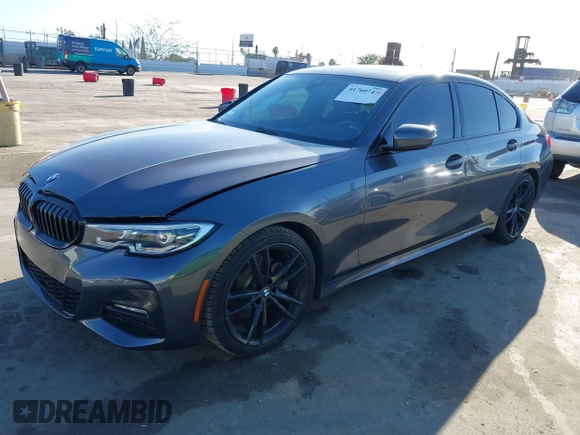 2021 BMW 3 Series 330i z VIN 3MW5R1J08M8B94401, wystawiony jako IAAI lot #41760747 z przebiegiem Nie podano mil oraz . Historia ofert i sprzedaży dostępna na DreamBid. Obrazek 17.