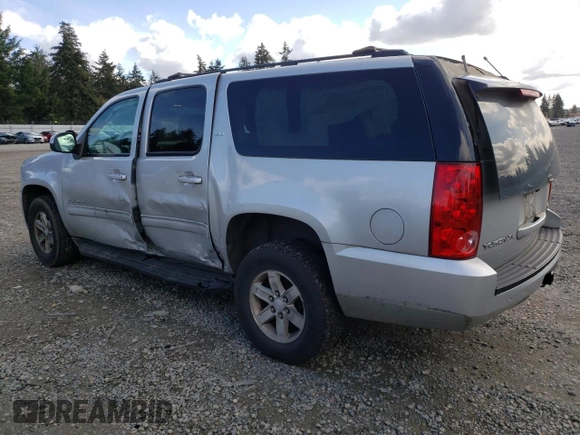 2014 GMC Yukon XL SLT with VIN 1GKS2KE72ER128316, listed as a Copart auction lot 48046305 with 144,072 mi miles and Salvage Title. Bid and sale history available at carsss.com. Image 2.