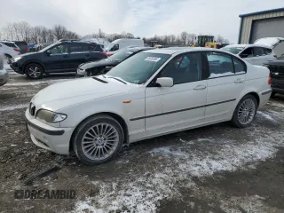 2003 BMW 3 Series 325xi with VIN WBAEU33453PF58366, listed as a Copart auction lot 89355365 with 177,149 mi miles and Salvage Title. Bid and sale history available at carsss.com. Image 1.