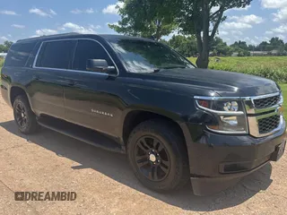 2017 Chevrolet Suburban LT z VIN 1GNSKHKC4HR207031, wystawiony jako Copart lot #62150635 z przebiegiem 209 342 mil mil oraz Czysty tytuł • Clean title. Historia ofert i sprzedaży dostępna na DreamBid. Obrazek 1.