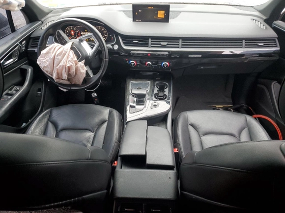 2017 Audi Q7 Premium Plus with VIN WA1LAAF75HD017136, listed as a Copart auction lot 47532085 with 98,335 mi miles and Clean Title. Bid and sale history available at carsss.com. Image 8.